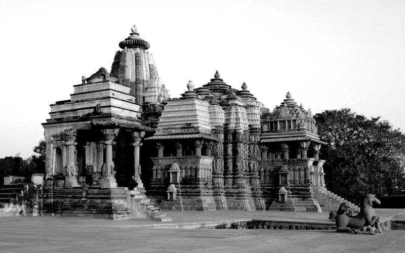 Khajuraho temple1-fotor-20230917163944-fotor-20230917173242